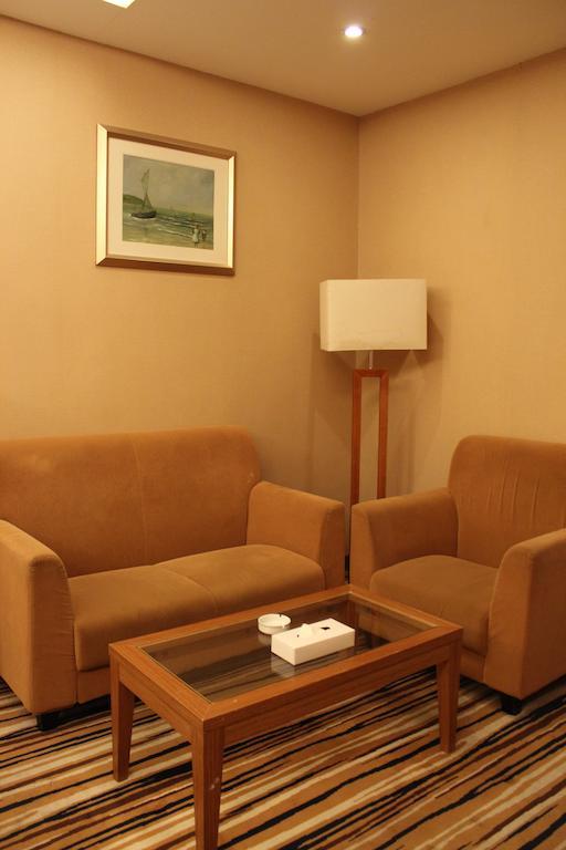 Shenzhen Luohu Railway Station Hotel - Commercial Building Bilik gambar