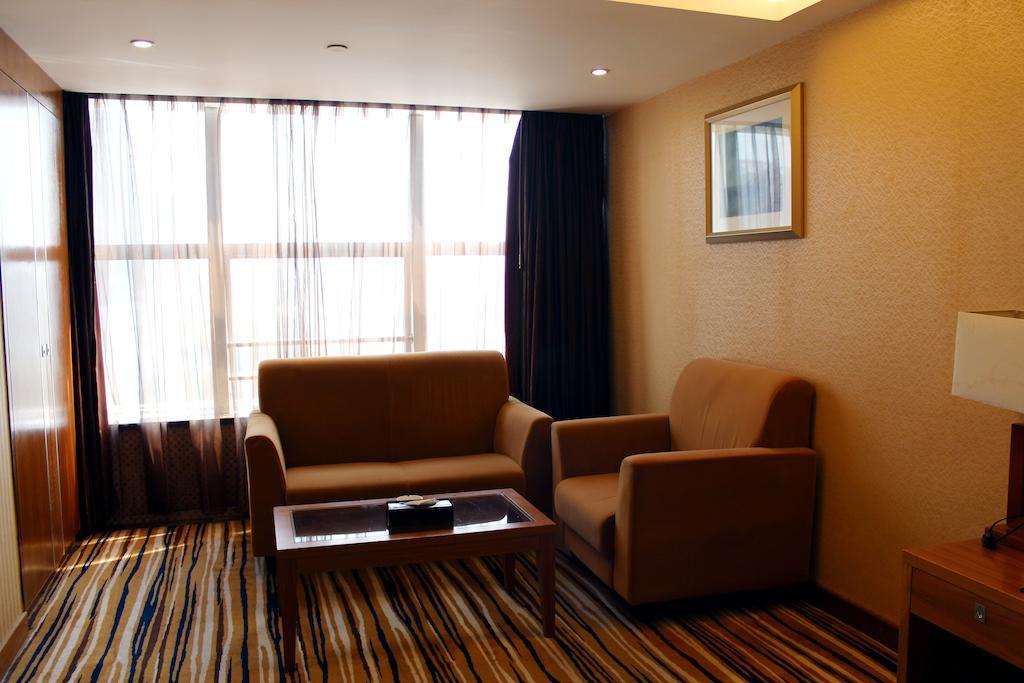 Shenzhen Luohu Railway Station Hotel - Commercial Building Bilik gambar